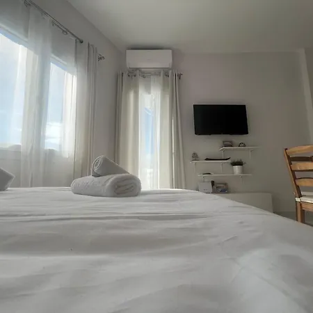 Apartment Paradise Retreat Thesbnb